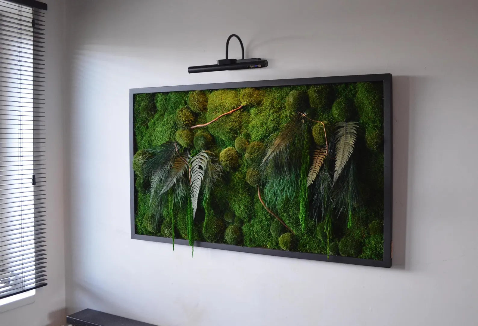 Botanic LED Moss Wall Art – Maintenance-Free Preserved Moss Décor, Living Forest Design, Perfect Christmas Gift