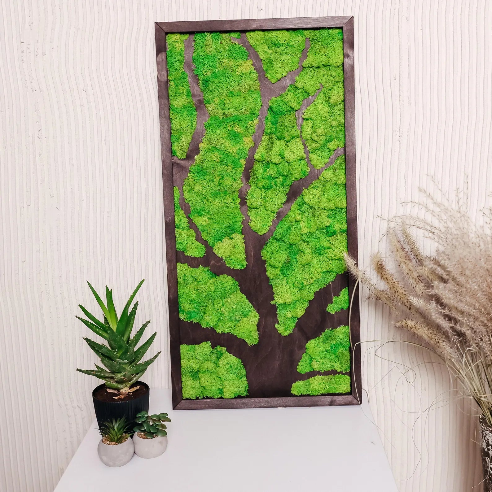 LED Moss Tree Wall Hanging – Unique Nature Wall Art for Modern Interiors