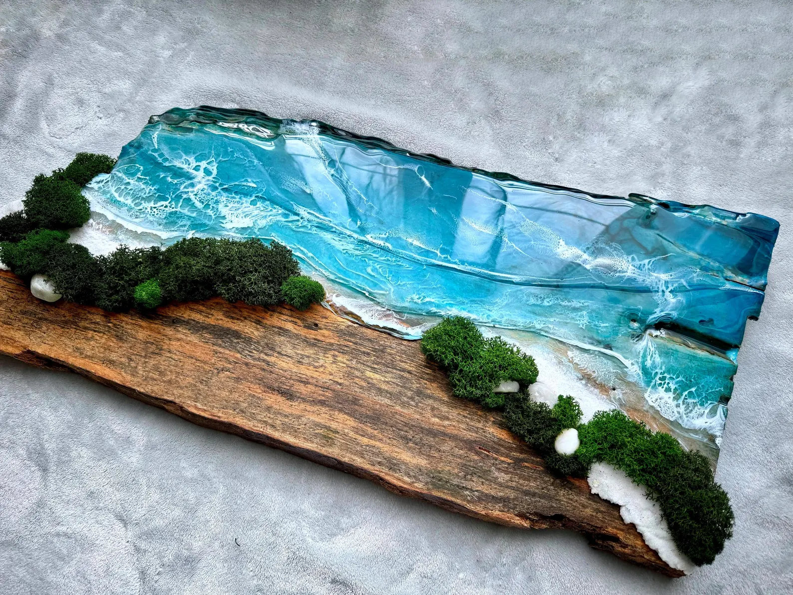 Unique Sea Moss Wall Art – Resin Ocean Scene with Natural Details | Beach-Inspired Decor & Gift