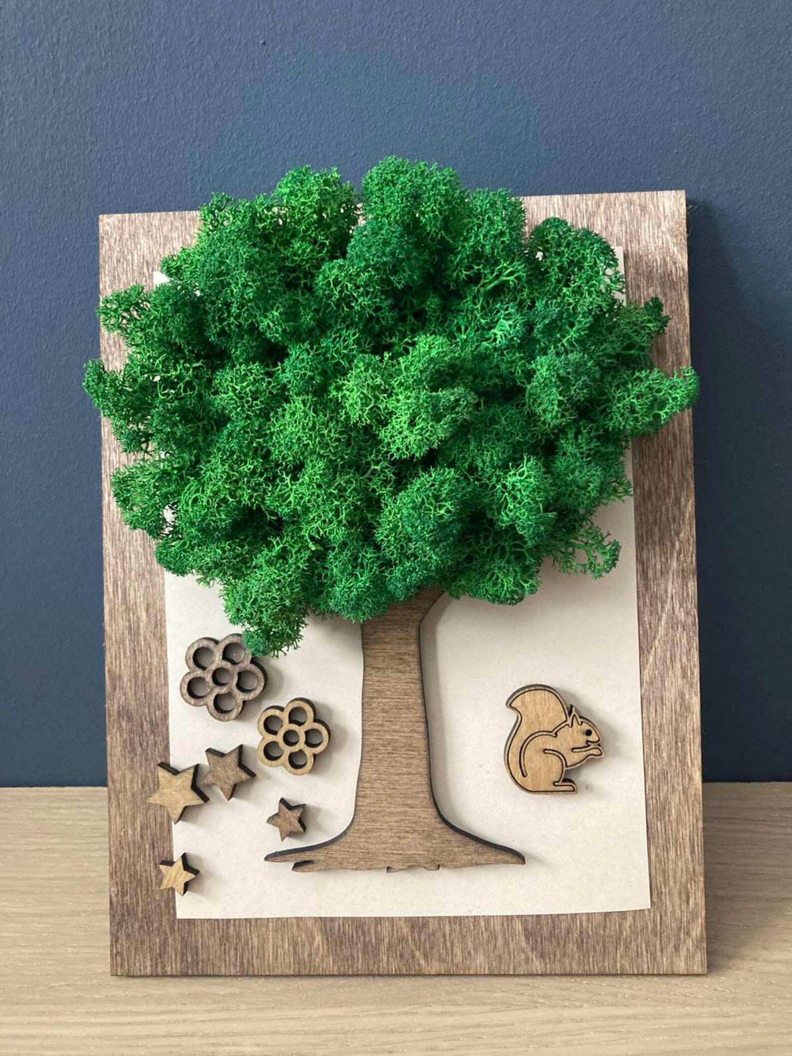 Tree of Life Moss Wall Art – Wooden Frame Nature Decor for Home