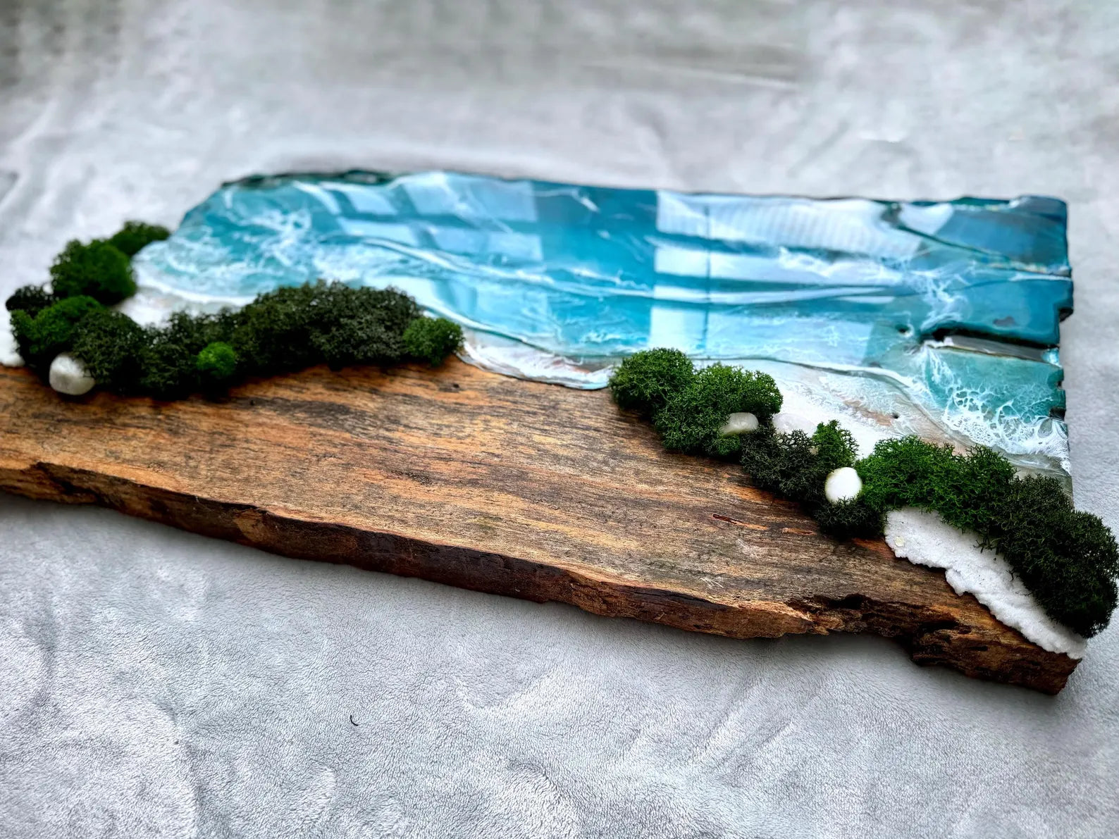Unique Sea Moss Wall Art – Resin Ocean Scene with Natural Details | Beach-Inspired Decor & Gift