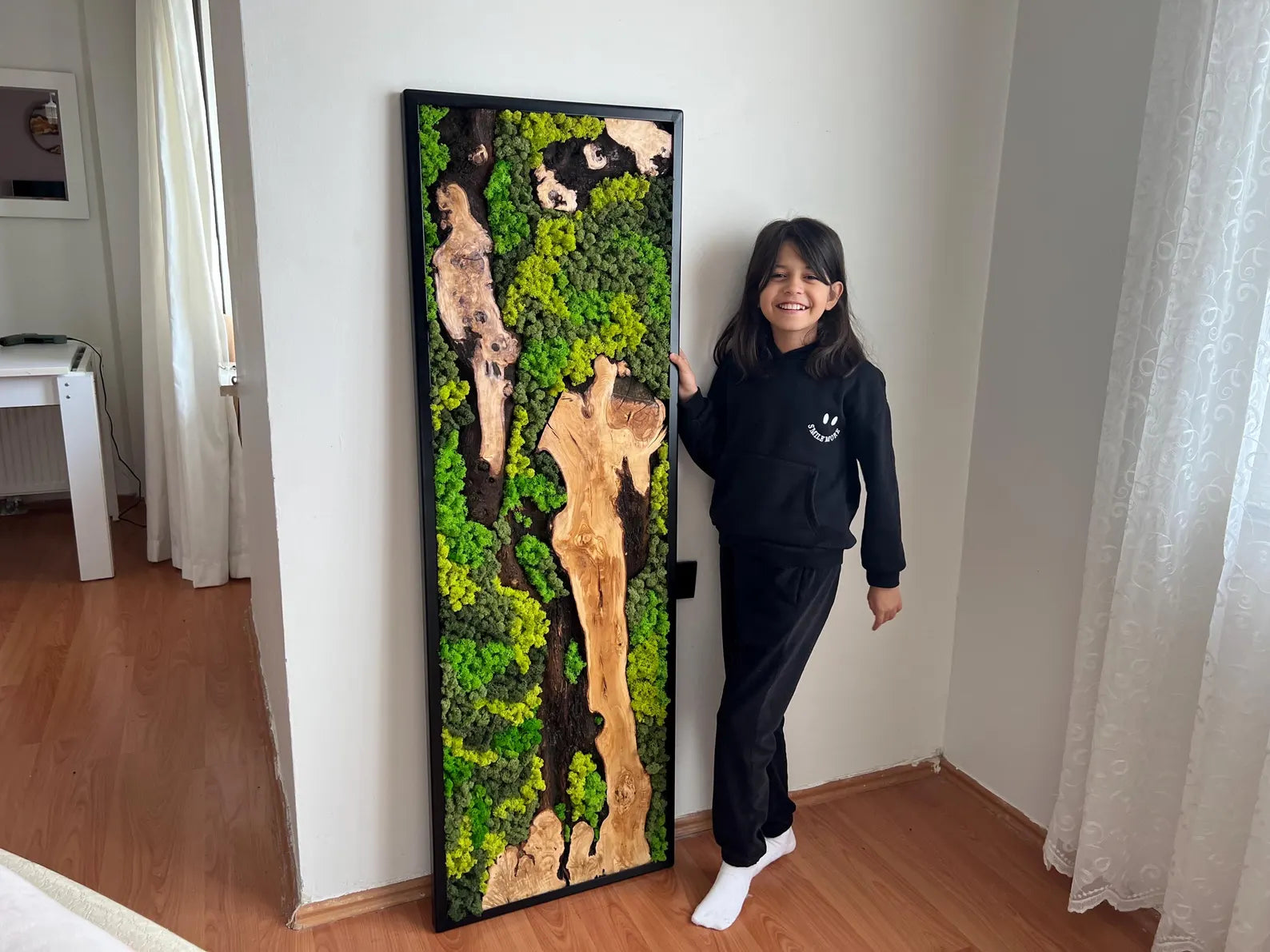 Handcrafted Olive Wood and Moss Wall Art – Preserved Moss Décor & Biophilic Wall Hanging