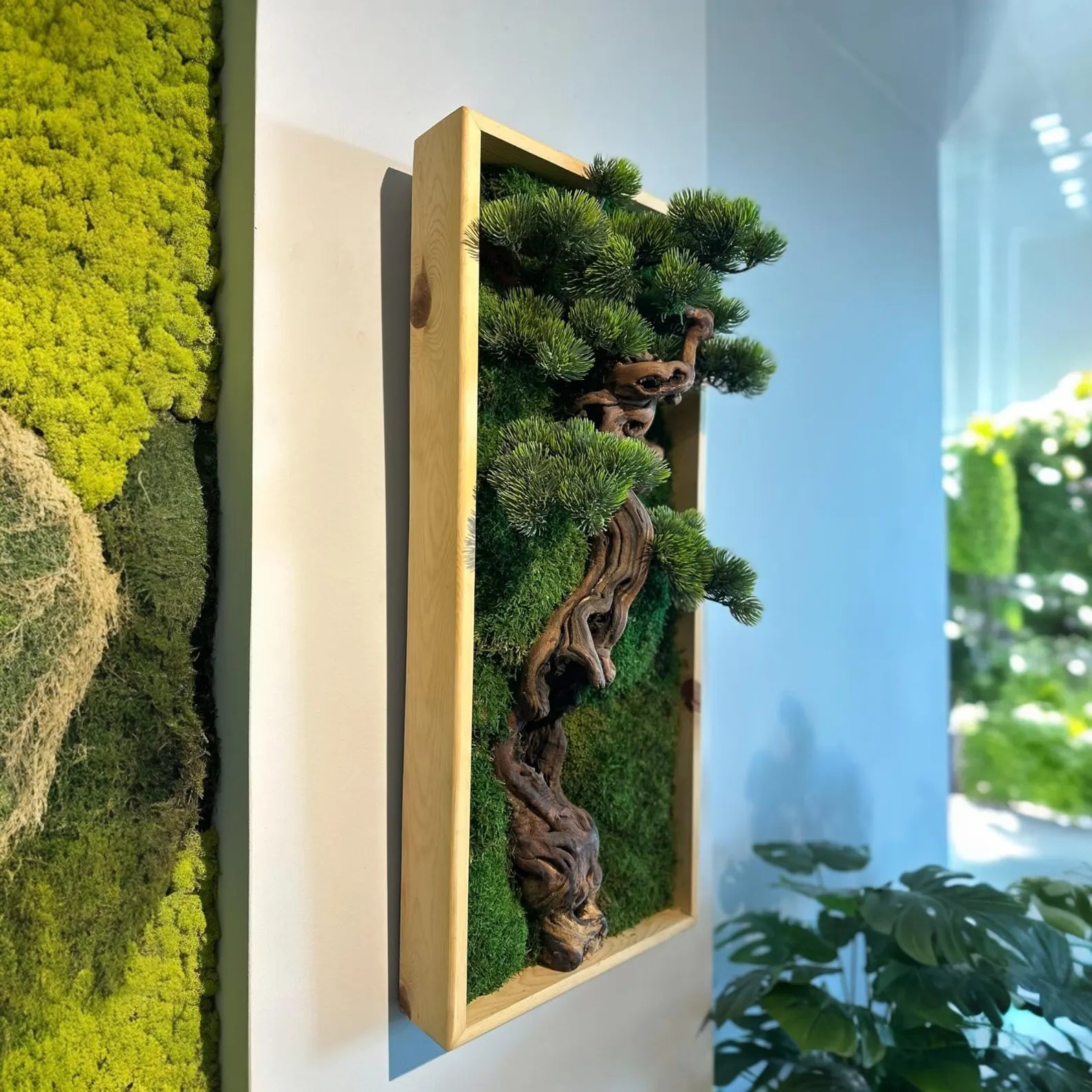 Bonsai Moss Wall Art – Preserved Wooden Frame Decor for Home & Housewarming Gifts