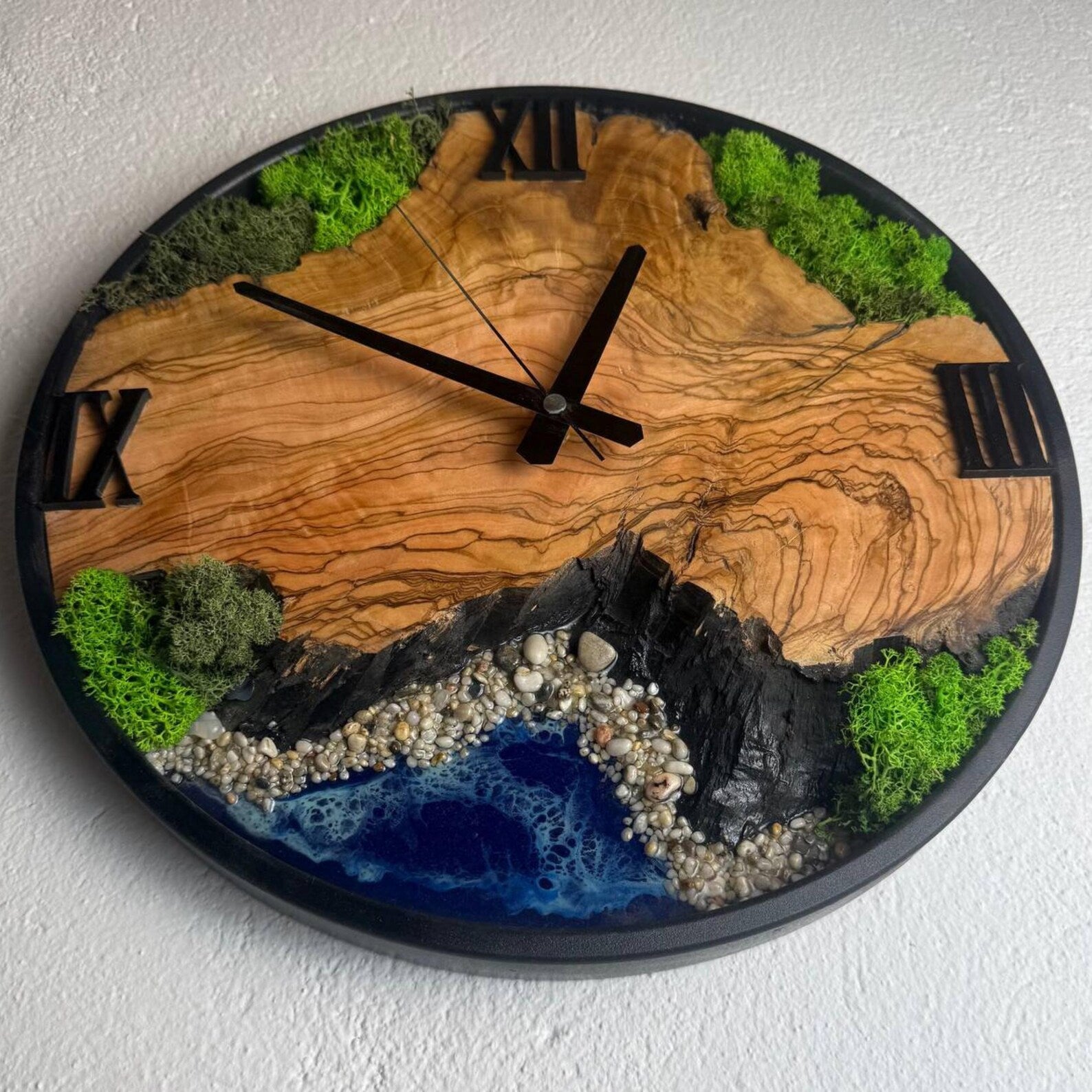Epoxy Resin Moss Wall Clock – Sea Wave Olive Tree Design, Large Metal Frame Decor