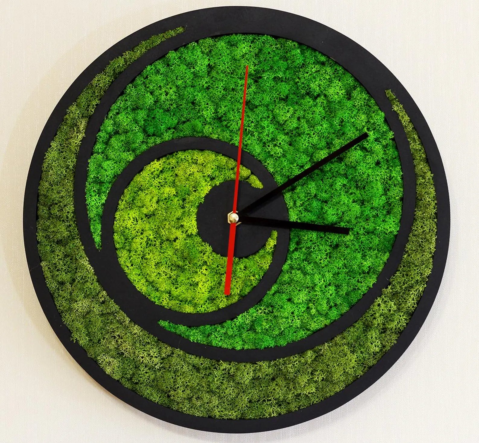 Wooden Moss Wall Clock: 12" Eco-Friendly Silent Clock