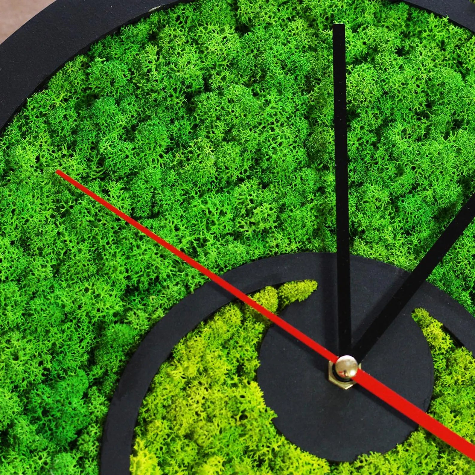 Wooden Moss Wall Clock: 12" Eco-Friendly Silent Clock