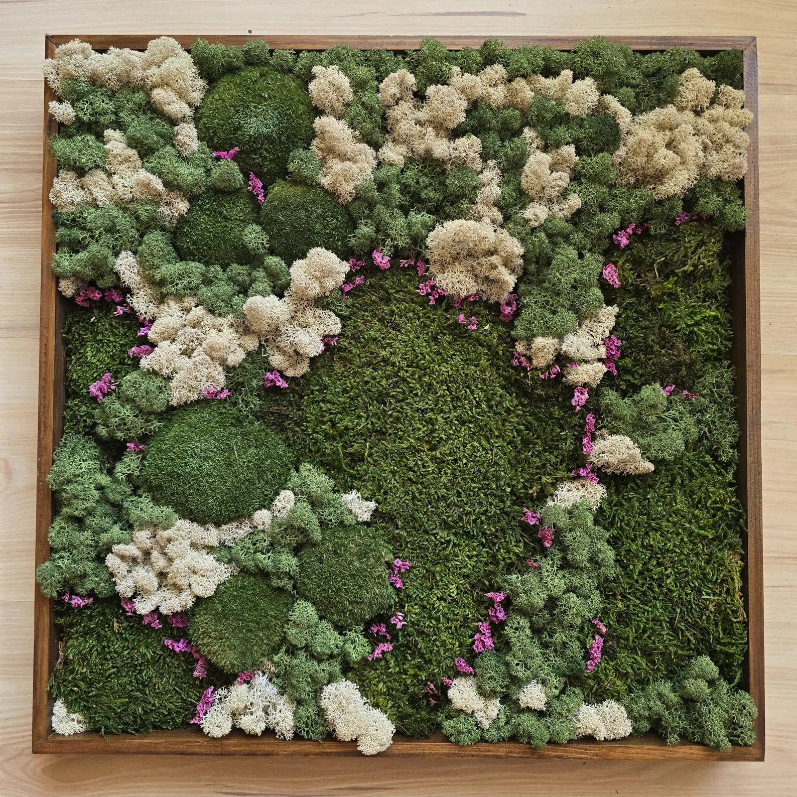Preserved Moss Wall Art Panel – Reindeer, Flat & Ball Moss | Handmade Biophilic Green Wall Decor