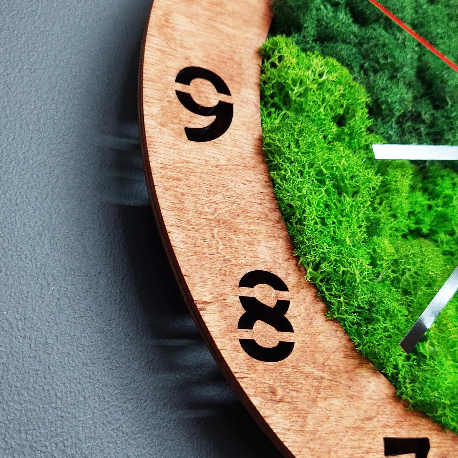 Rustic Moss Wall Clock – Silent Wooden Clock for Natural & Eco-Friendly Home Décor