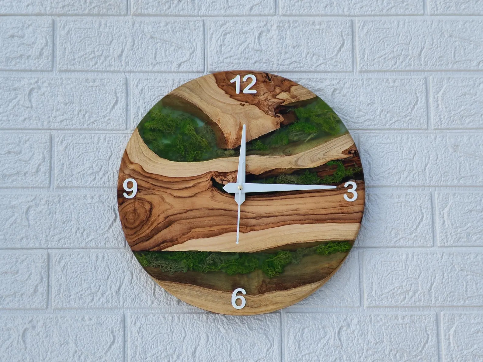 Green Moss Epoxy Resin Clock – Live Edge Teak Wood Wall Art & Unique Home Decor