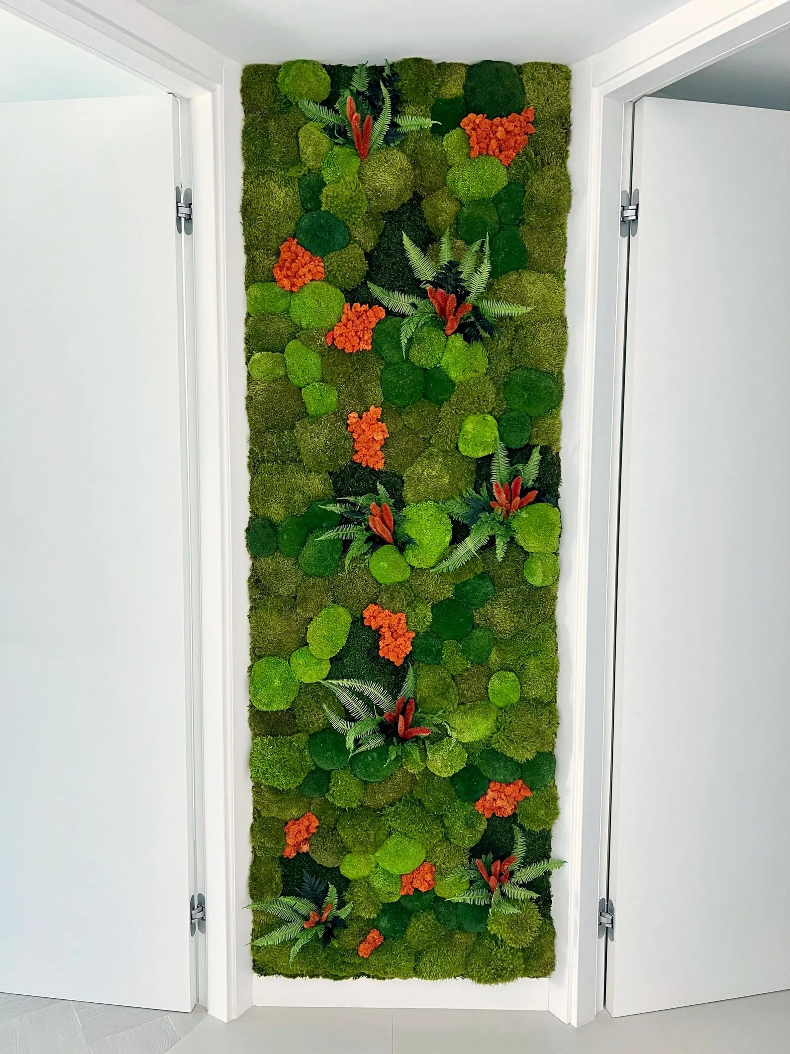 Moss Wall Art – Rectangular Preserved Moss with Floral Accents | Blooming Nature Decor for Home