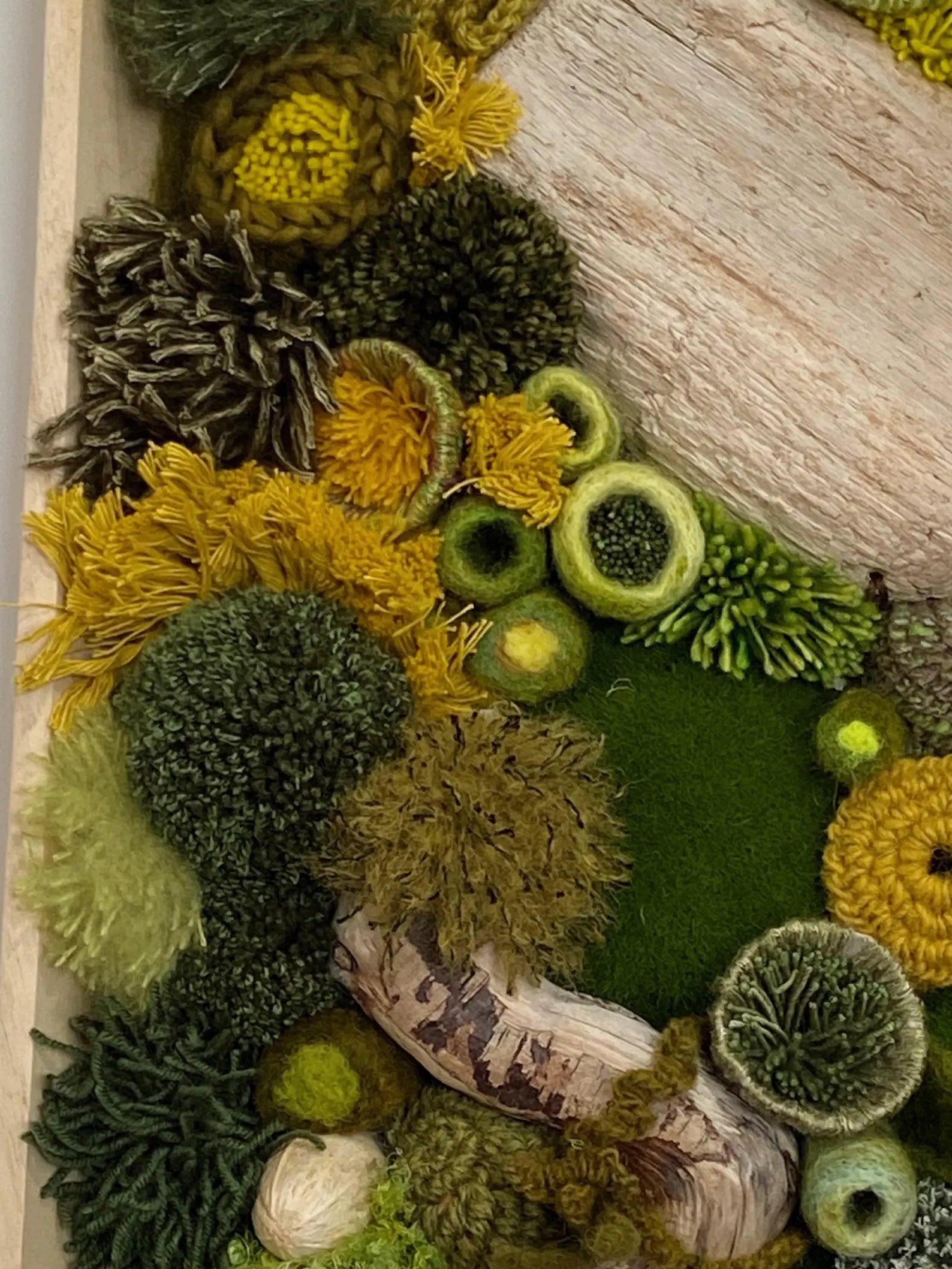 Rectangular Wood Frame | Moss Wall Art with Yarn & Felt