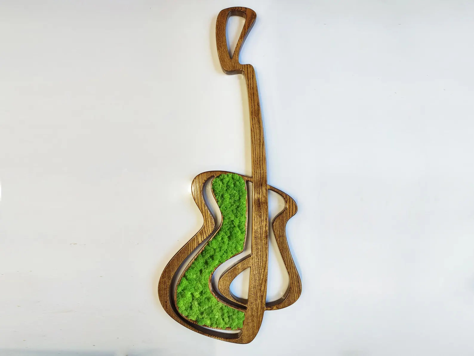 Moss Guitar Wall Art – Handmade Wood Guitar with Preserved Moss, Nature-Inspired Home Decor & Gift