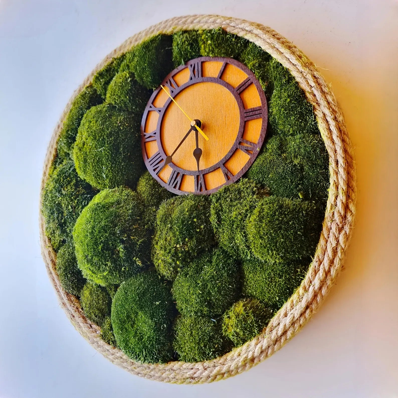 Handmade Moss Wall Clock – Green Wall Art, Nature Inspired Modern Decor, Unique Gift