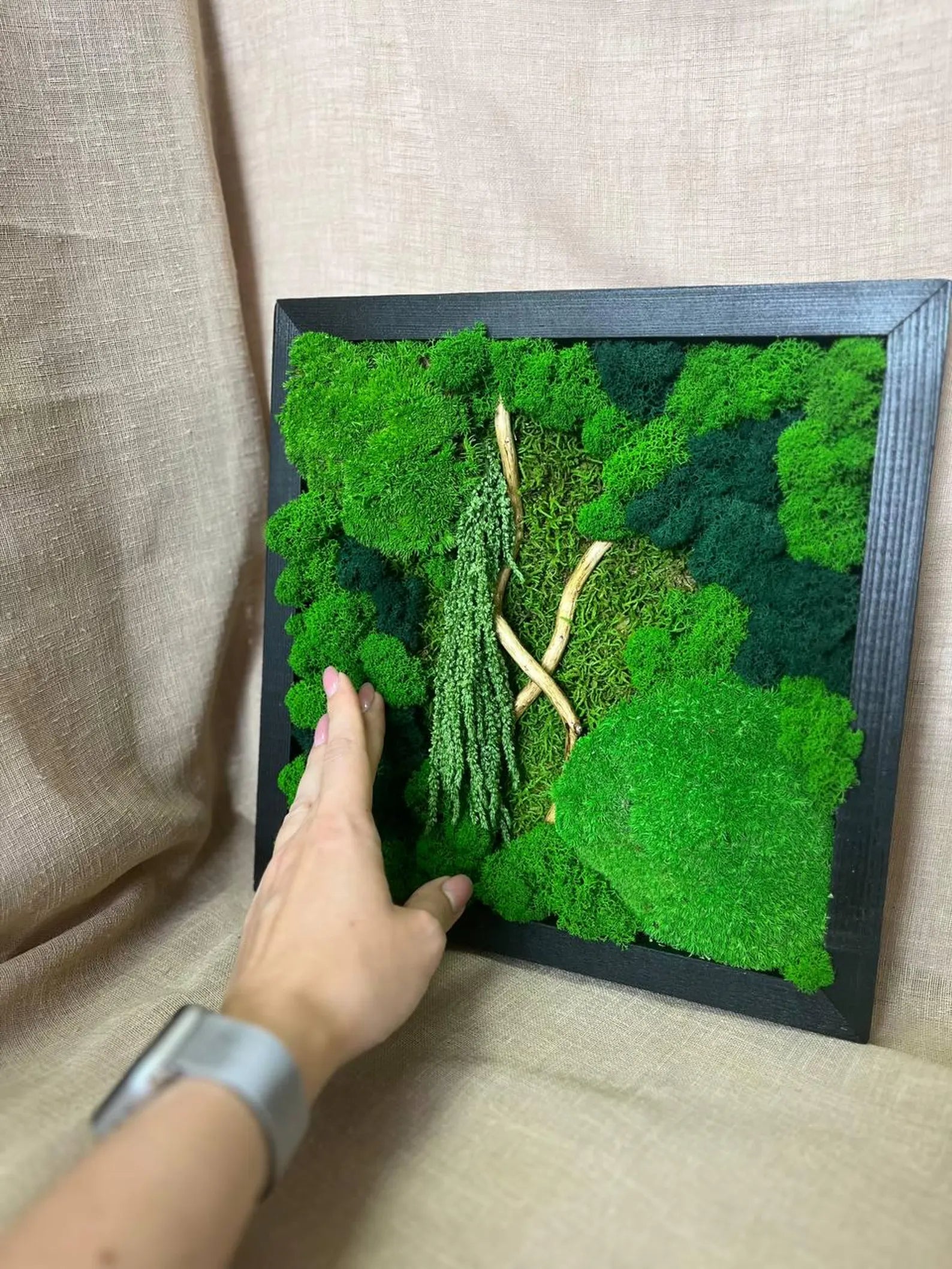 Moss Wall Art QR Code Sign – Wooden Frame Botanical Business Sign & Unique Wall Accent
