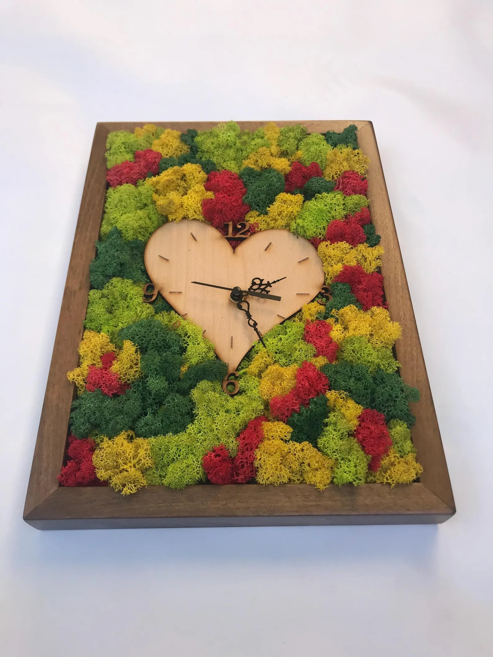 Moss Wall Clock – Handmade Wooden Clock with Preserved Moss, Eco Home Decor