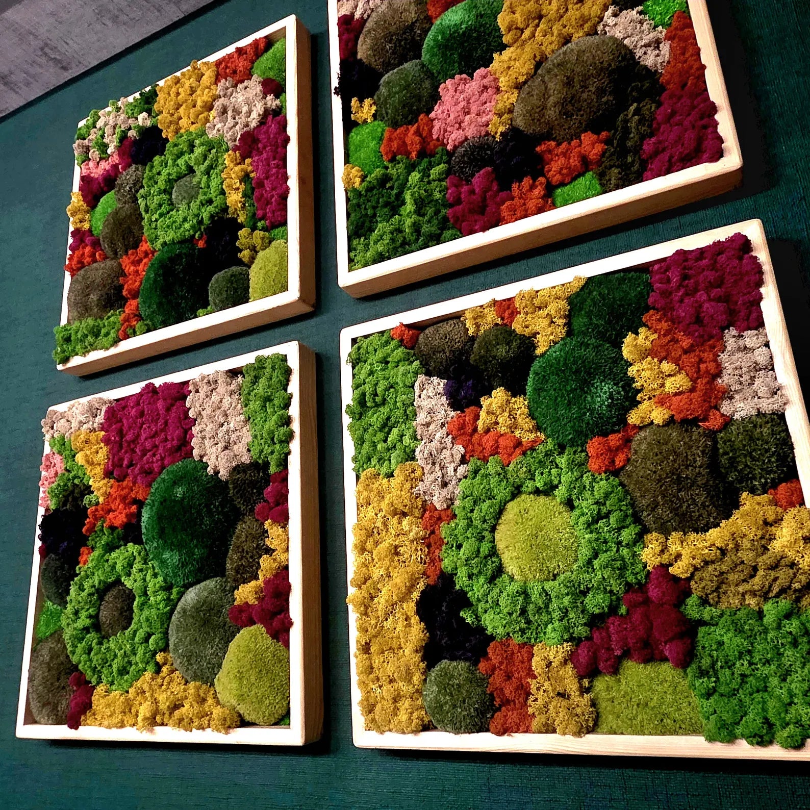 Modular Norwegian Moss Panel – Natural Wall Art in Wooden Frame | Eco-Friendly 50×50 cm Decor