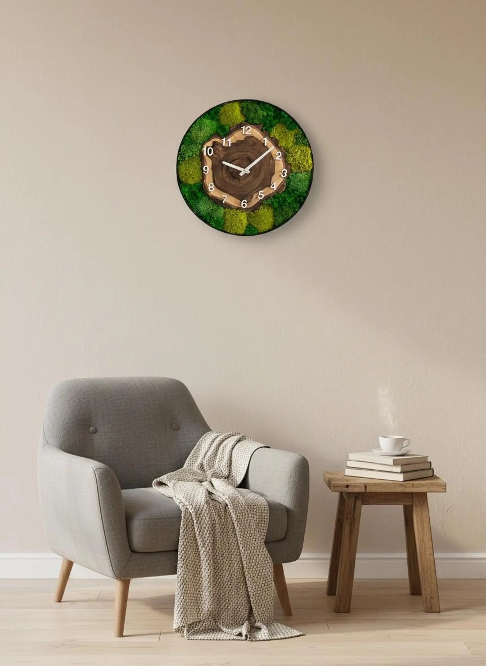 Unique Moss Wall Clock – Modern Metal Frame with Wood Slice Design