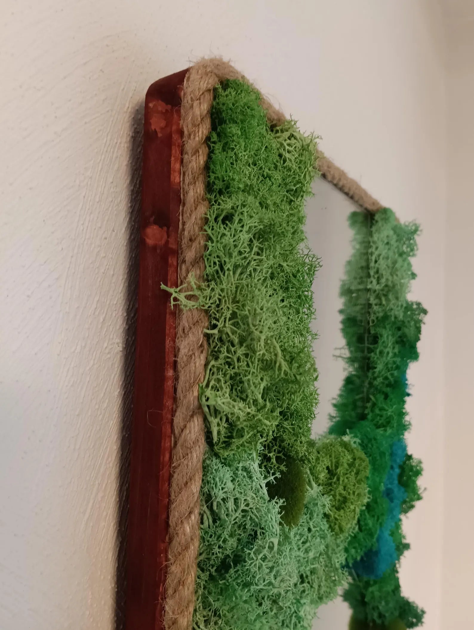 3D Icelandic Moss Mirror – Handmade Eco-Friendly Wall Decor