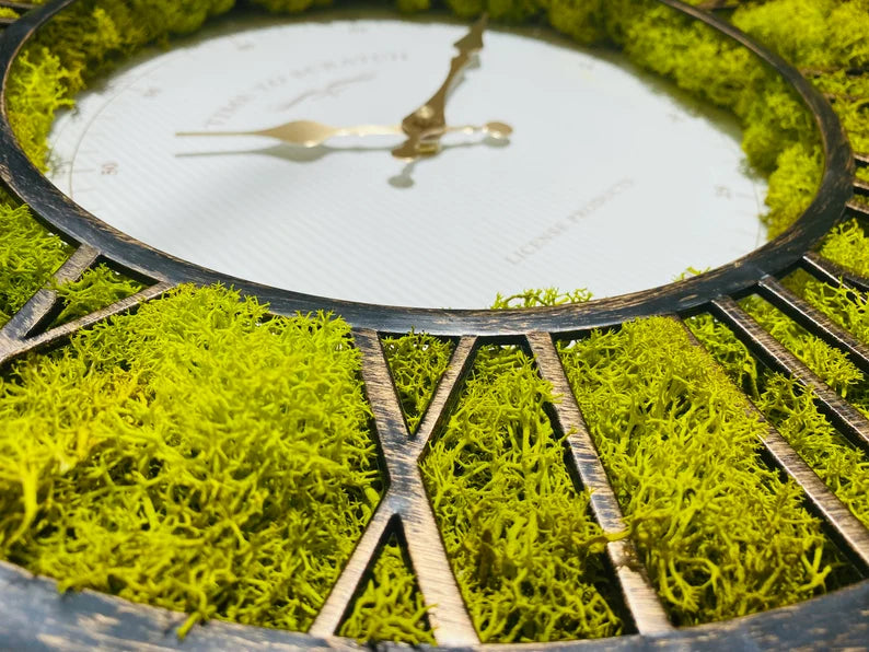 Unique Moss Wall Art Clock – Lemon Green Biophilic Decor, Wedding & Anniversary Gift